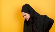 أسباب الم الظهر في الشهر الثاني من الحمل أسباب الم الظهر في الشهر الثاني من الحمل