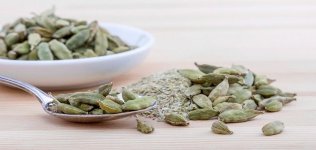 فوائد الهيل للبشرة