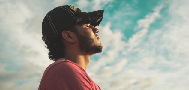 التنفس بفم مغلق: هل له فوائد؟