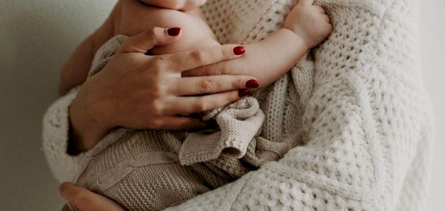 كآبة الأمومة واكتئاب ما بعد الولادة: ما الفرق بينهما؟