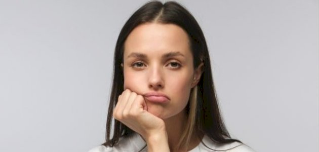 ما أعراض نقص فيتامين سي النفسية؟