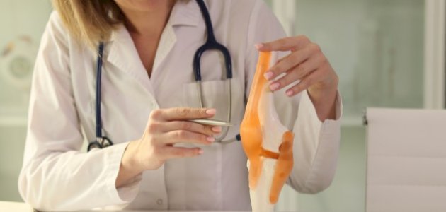 أضرار عملية تغيير مفصل الركبة