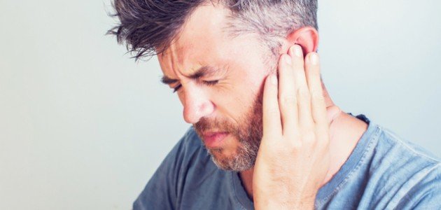 علاج طنين الأذن بالثوم