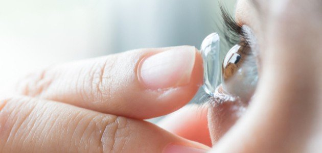 علاج التهاب العين من العدسات